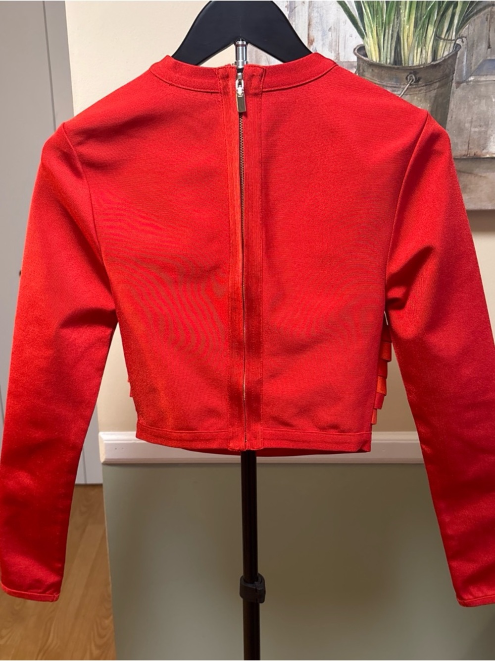 WOW couture Red Cutout Woven-Panel Long Sleeve Crop Top - Picture 4 of 6
